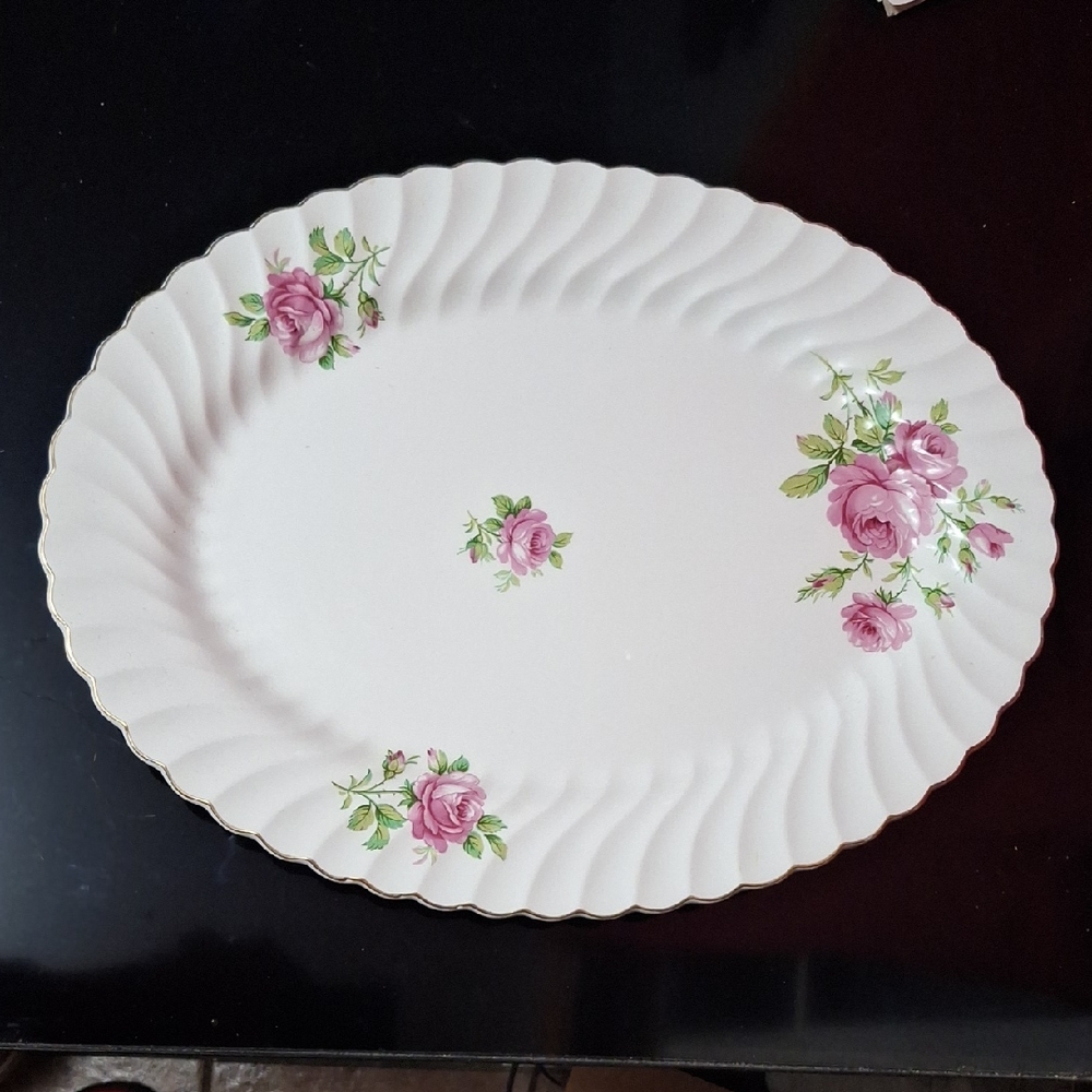 Vintage Floral Oval Serving PlatterJohnson Brothers ironstone! Snowhite Regency